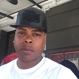 Meet your Posher, Coby